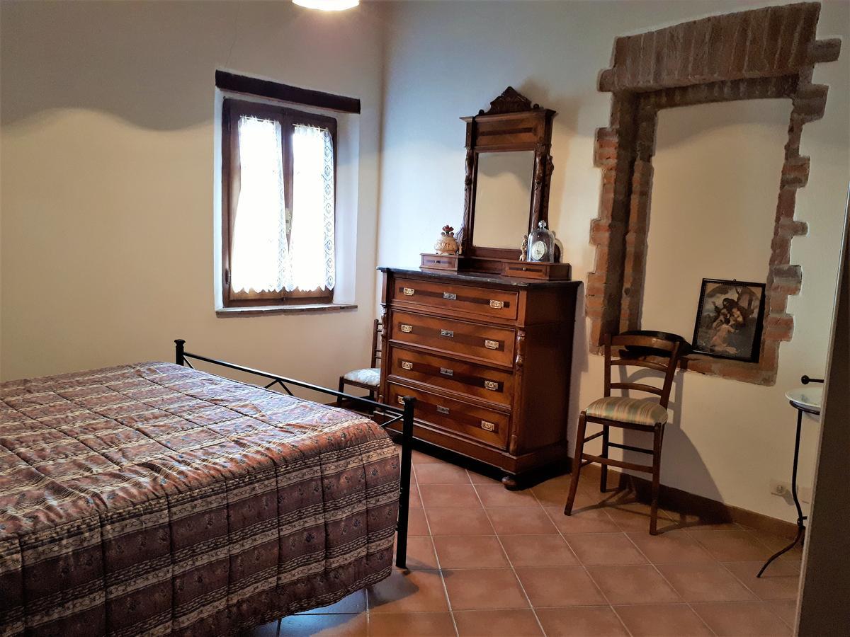 Antica Torre "La Casalta" Apartment Petroio ภายนอก รูปภาพ